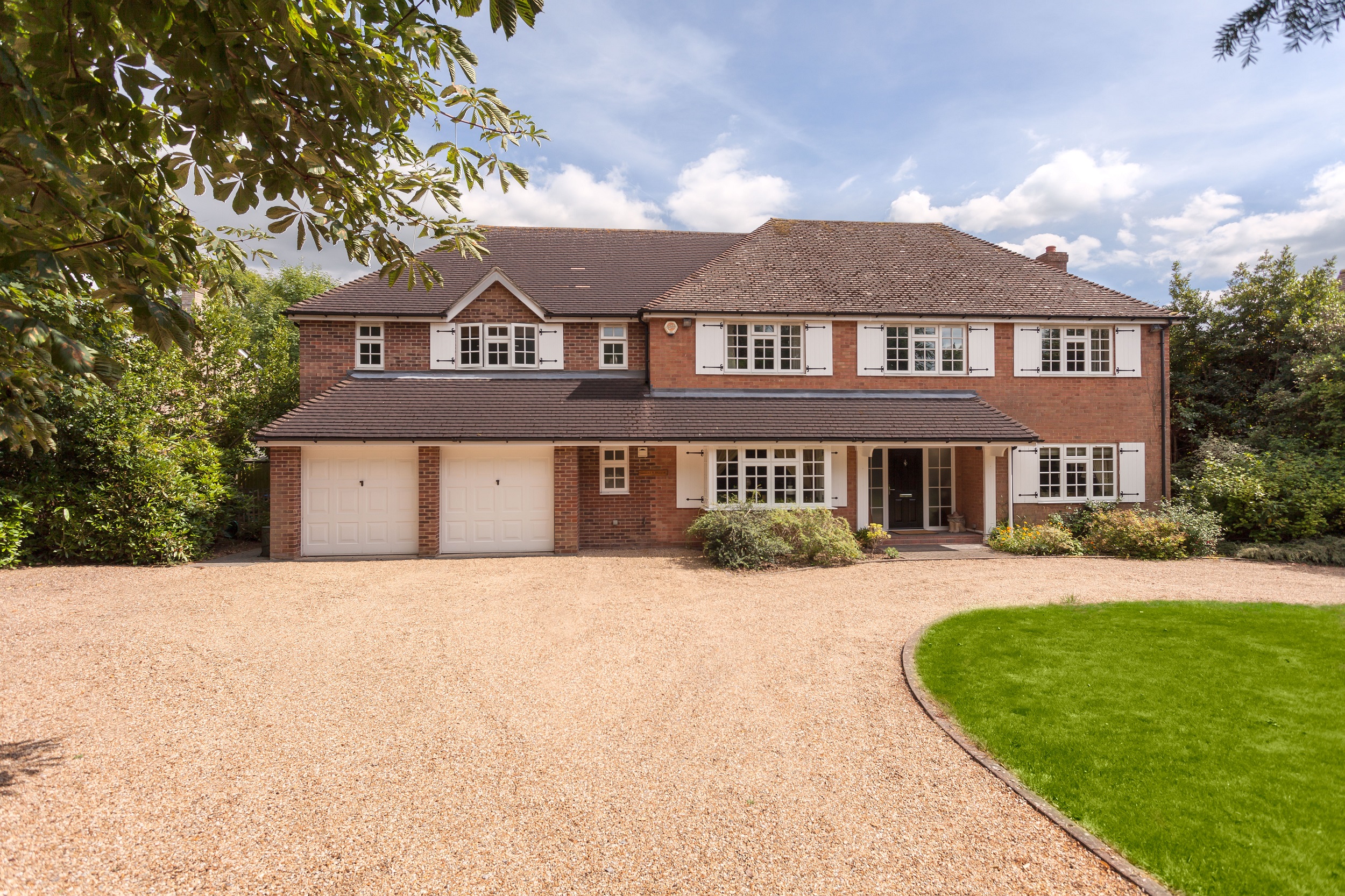 Brambles Estate Agent Free Instant Online Valuation